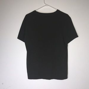 Green shirt sleeve shirt